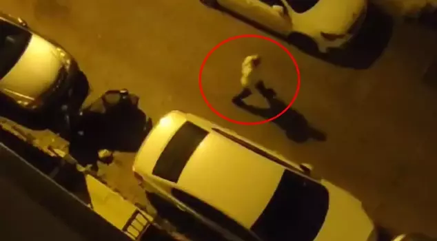 In Kağıthane, a man harassed two brothers with a knife: 