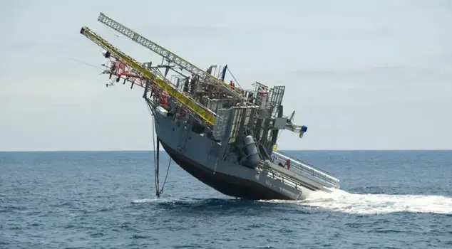 The world's strangest ship deliberately sank itself to transform into a futuristic ocean laboratory and assumed a vertical position.