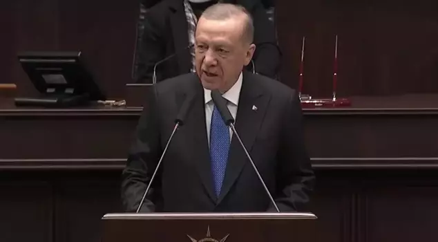 الرئيس أردوغان يتحدث في مجموعة الحزب.