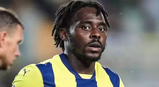 Osayi-Samuel'den canlı yayında transfer açıklaması

Перевод на русский язык:
Заявление о трансфере от Осайи-Сэмуэля в прямом эфире.