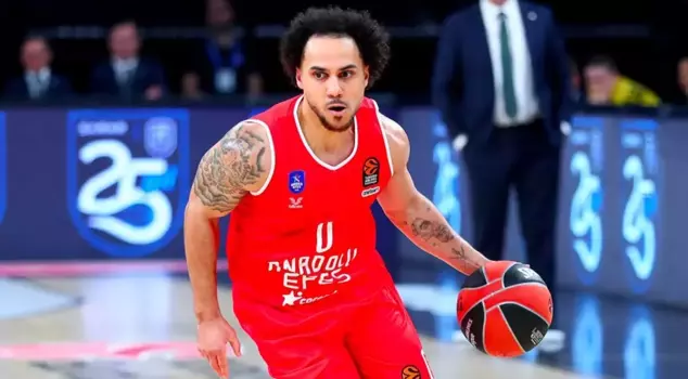 Shane Larkin has returned to the national team.