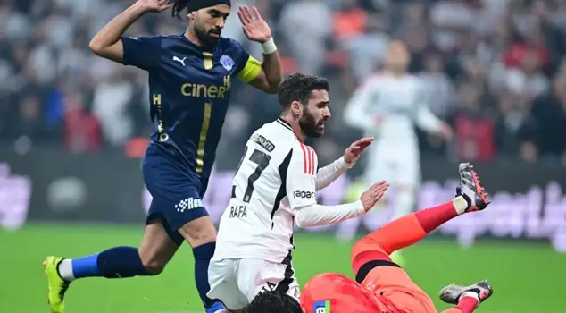 The red card incident that lifted Beşiktaş.