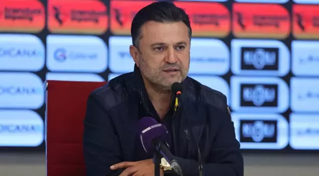 Bülent Uygun recited the Shahada at the press conference.