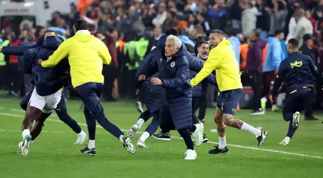 The whole world is talking about Mourinho's actions in the Trabzonspor match.