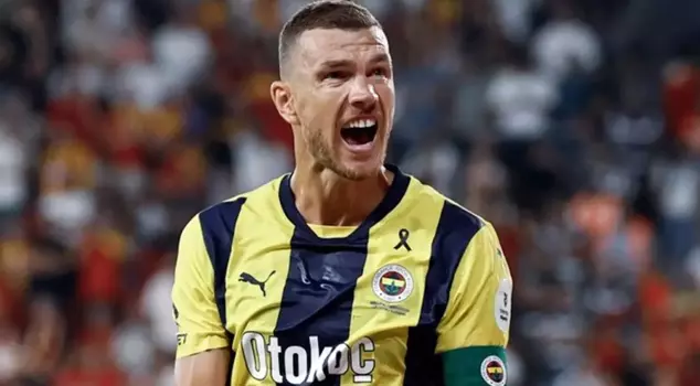 Edin Dzeko's shocking words to the VAR referee: 