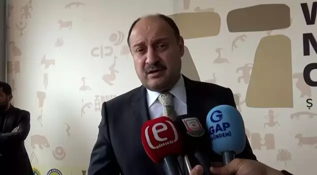 Evaluation of the trustee by Kasım Gülpınar: If he is in a situation where he cannot be a candidate, why is he allowed to run for candidacy?