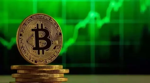 بيتكوين تتجاوز 70 ألف دولار: الأسباب الرئيسية لارتفاع سعر البيتكوين