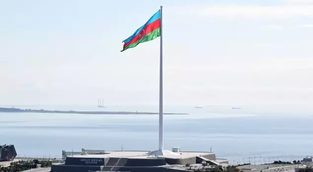 The world's largest flag is in Azerbaijan.