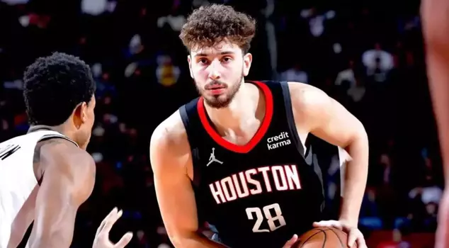 Alperen Şengün made history in the NBA in 25 minutes.