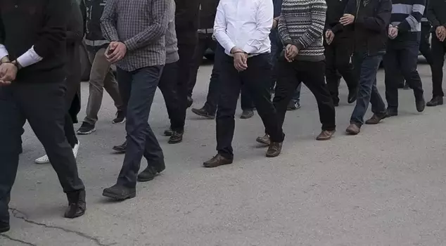 FETÖ operation in 3 provinces centered in İzmir: 49 detained.