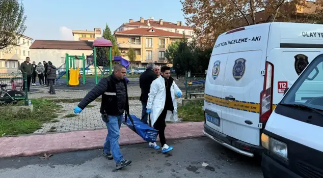 A 24-year-old young man was found dead with a gunshot wound to the head in a children's park in Sakarya.