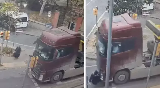 An 81-year-old woman who was trapped under a truck in Üsküdar has lost her life.