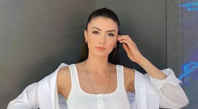 The famous actress Burcu Özberk wants to return to the screens.