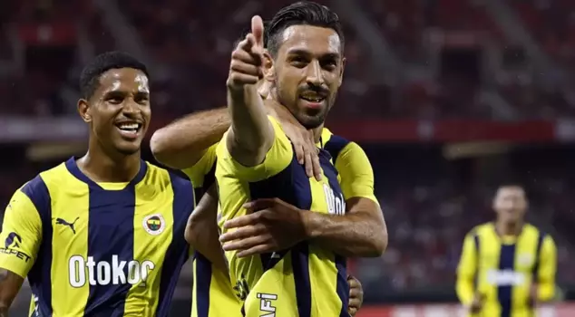 Irfan Can Kahveci will stay at Fenerbahçe for 3 more years.