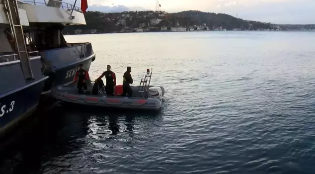 Two people who fell into the sea while fishing in Sarıyer have gone missing.