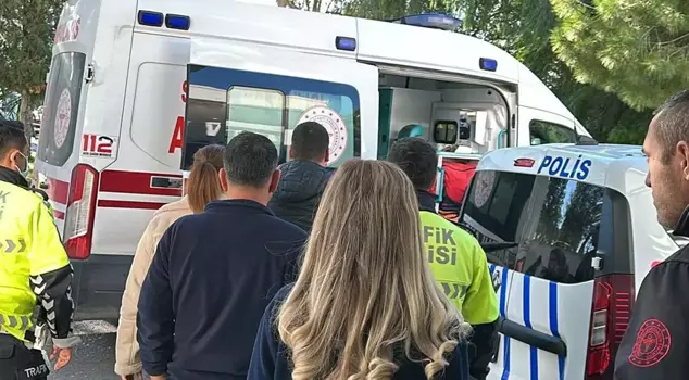 Stabbing fight in a high school courtyard in İzmir: 5 injured, including 3 students.