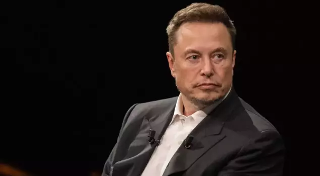 Cryptocurrency supporter Elon Musk has become the richest person in the world with his record wealth.