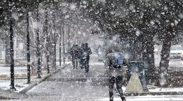 The meteorology department warned 7 cities expecting snowfall.