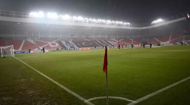 The Beşiktaş management left the stands upon seeing the Israeli officials.