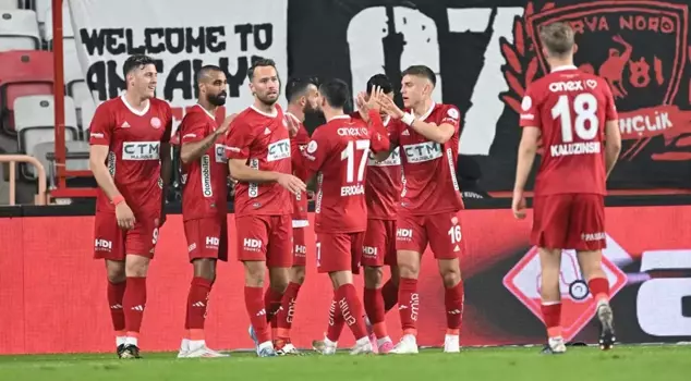 Antalyaspor defeated Sivasspor 2-1 at home.