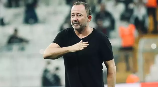 Sergen Yalçın announced his final decision for Beşiktaş during a live broadcast.