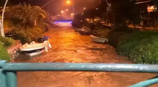 Heavy rainfall paralyzed life in Marmaris.