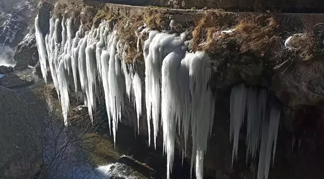 Those who saw the giant stalactites in Sivas were astonished.