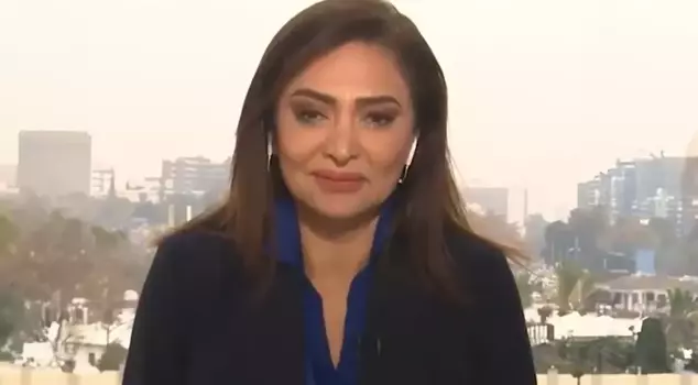 The journalist who returned to his country after 14 years broke down in tears during a live broadcast.