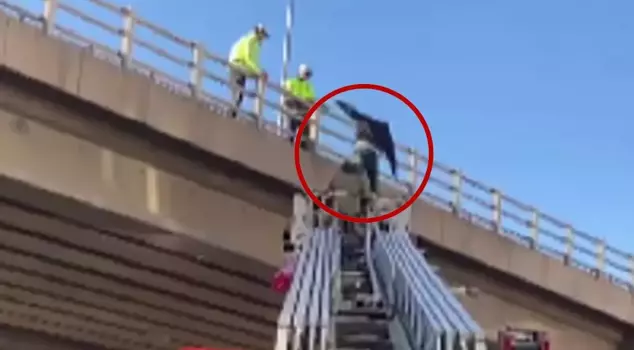 A university student jumped off a bridge in Izmir.