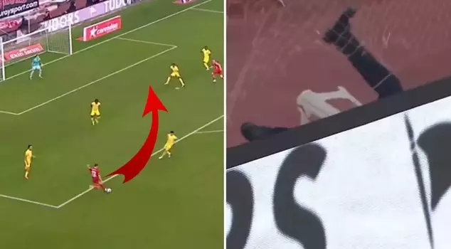 The Antalyaspor football player knocked the security guard to the ground with his shot.