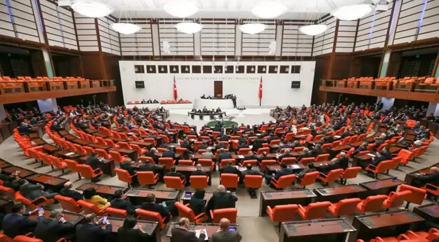 DEM members accused the Turkish soldiers of being 'occupiers' in the Parliament.