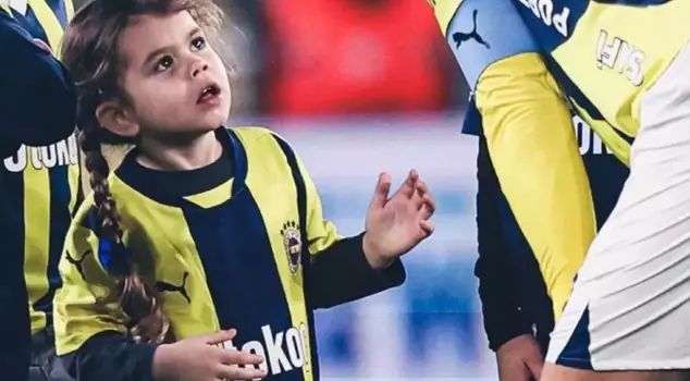 Dzeko's little daughter's glance at her father's wound overshadowed the match.