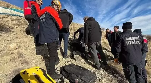 A paraglider crashed to the ground from a height of 20 meters in Sivas.