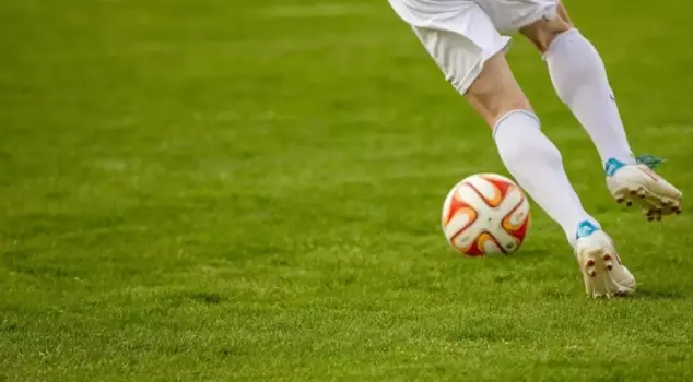The star football player mocked his own club.