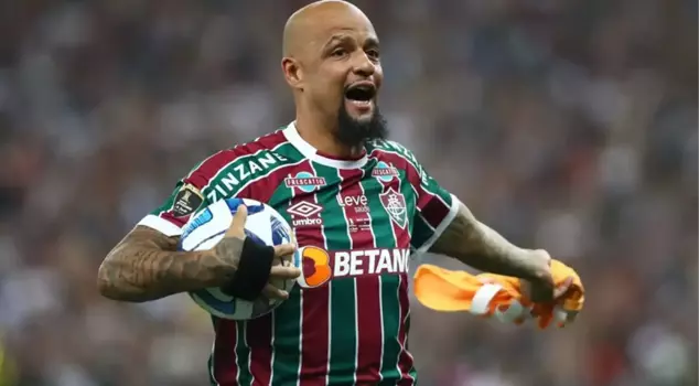 Felipe Melo is without a team.