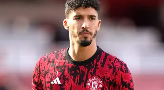 Manchester United has cut Altay Bayındır's ticket.