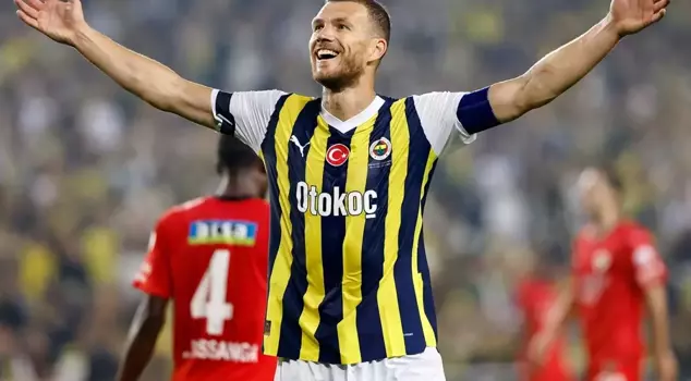 Fenerbahçe will part ways with Edin Dzeko.