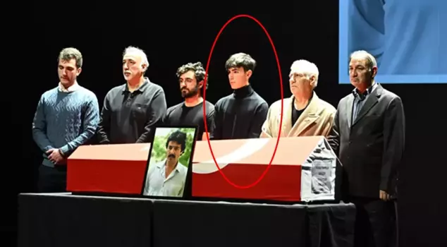 Ferdi Tayfur's son, whom he raised away from the public eye, at the funeral ceremony.