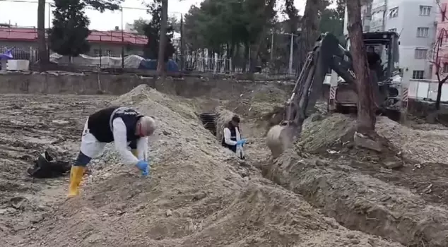 In Burdur, human bones were found during sewer work.