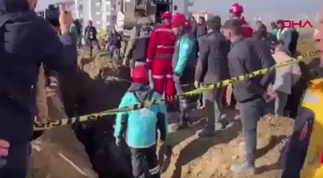 Collapse in building construction in Ankara! 1 worker dead, 1 worker missing.