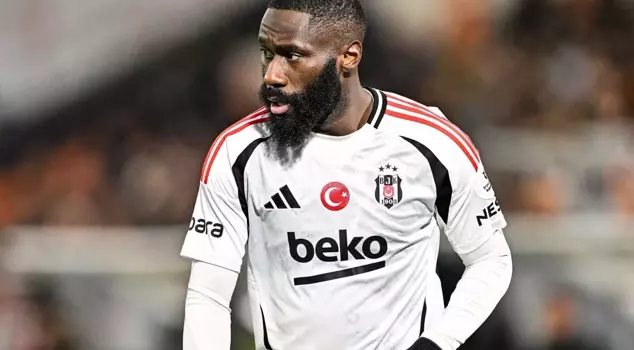 Arthur Masuaku, who has been driving Beşiktaş fans crazy, is leaving the team.