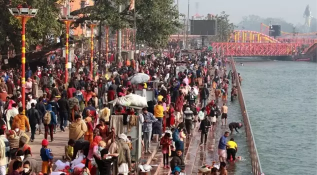 Six people lost their lives in a temple stampede in India.