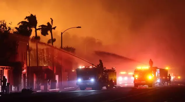 Celebrities who lost their homes in the fire rebelled against the Los Angeles administration: It's not a climate crisis, it's ignorant stupidity.