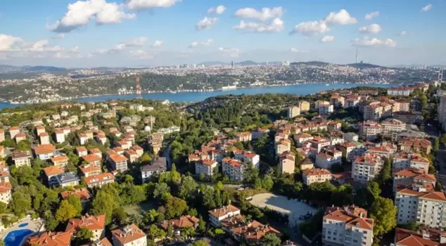 The earthquake concerns have lowered rents in three luxury neighborhoods of Istanbul.