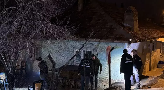 In Uşak, guns were drawn during a domestic dispute.