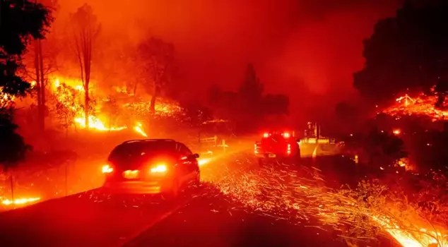 The progression of the fires that shook the USA was documented day by day.