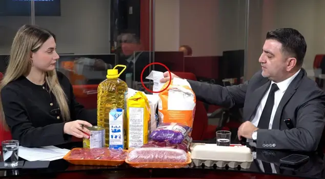 The leader of the Young Party, Burçin Şahindur, went grocery shopping and came to the studio with the products.