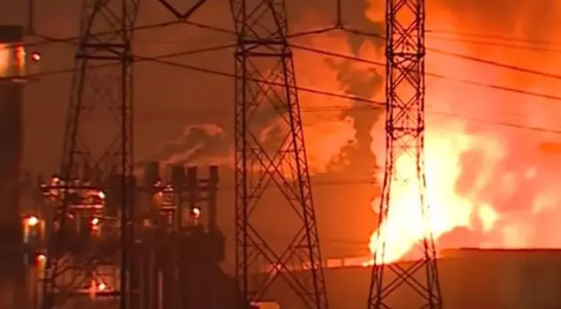 A fire broke out at the world's largest power plant located in the United States.