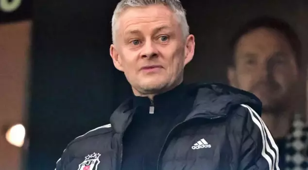 Beşiktaş's new head coach Solskjaer watched the match against Samsunspor from the stands.