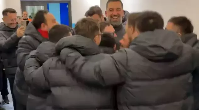 Arda Turan celebrated the victory with the Futsal National Team with Down Syndrome.